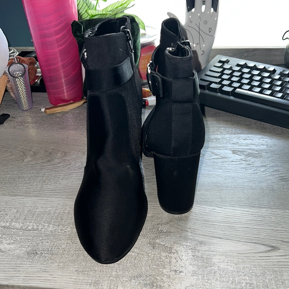Unisa heeled ankle boot